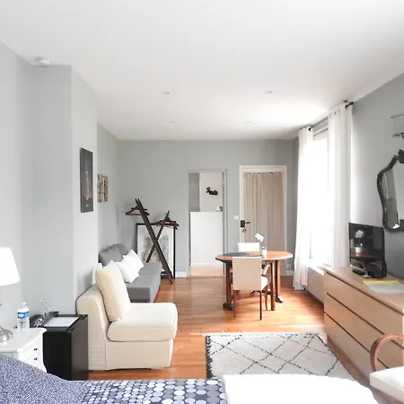 D'hote La Bacotterie Bed & Breakfast Bois-le-Roi (Seine-et-Marne)