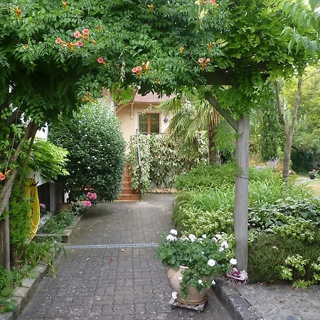 Bed & Breakfast D'hote La Bacotterie 3*